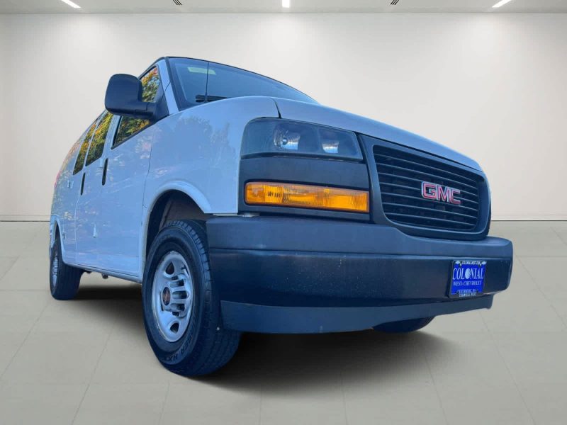 2020 GMC Savana 2020 GMC Savana