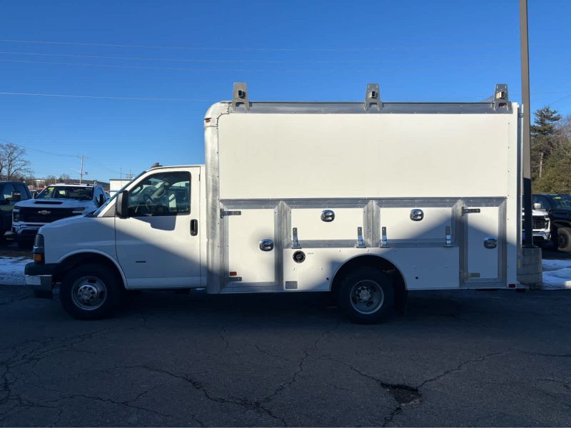 2023 Chevrolet Express 2023 Chevrolet Express