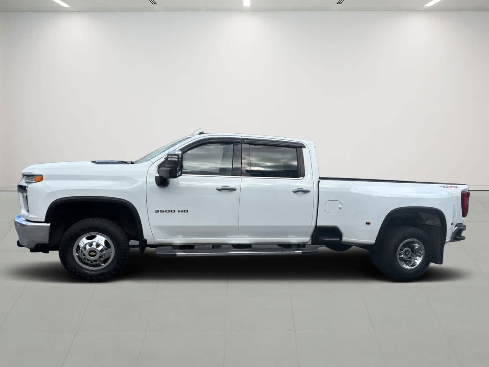 2022-Chevrolet-stk-2 2022-Chevrolet-stk-2