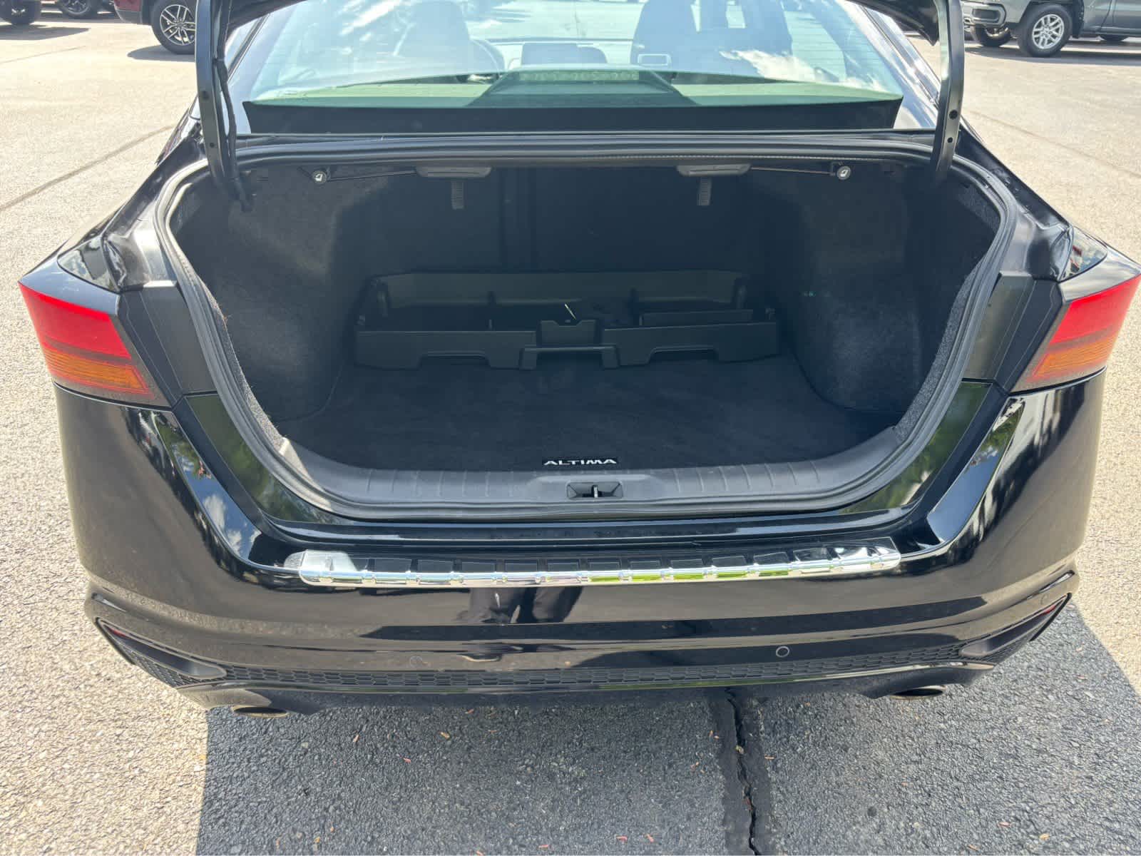 2022-Nissan-stk-6 2022-Nissan-stk-6