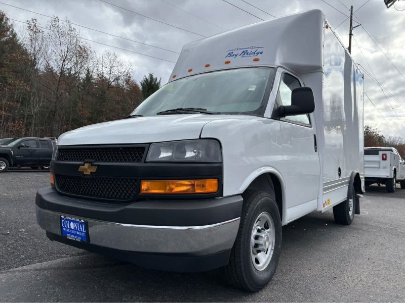 2025 Chevrolet Express Commercial Cutaway