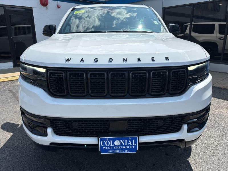 2023 Jeep Wagoneer