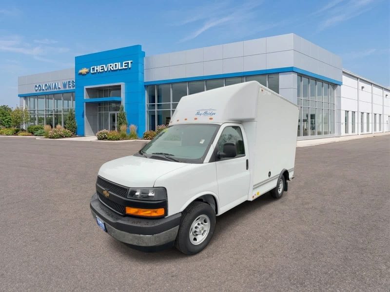 2025 Chevrolet Express Commercial Cutaway